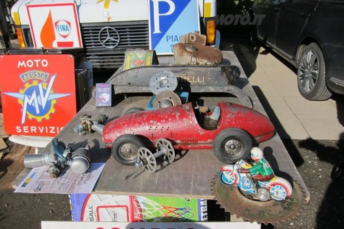Le foto della mostra scambio auto e moto di Novegro (11)