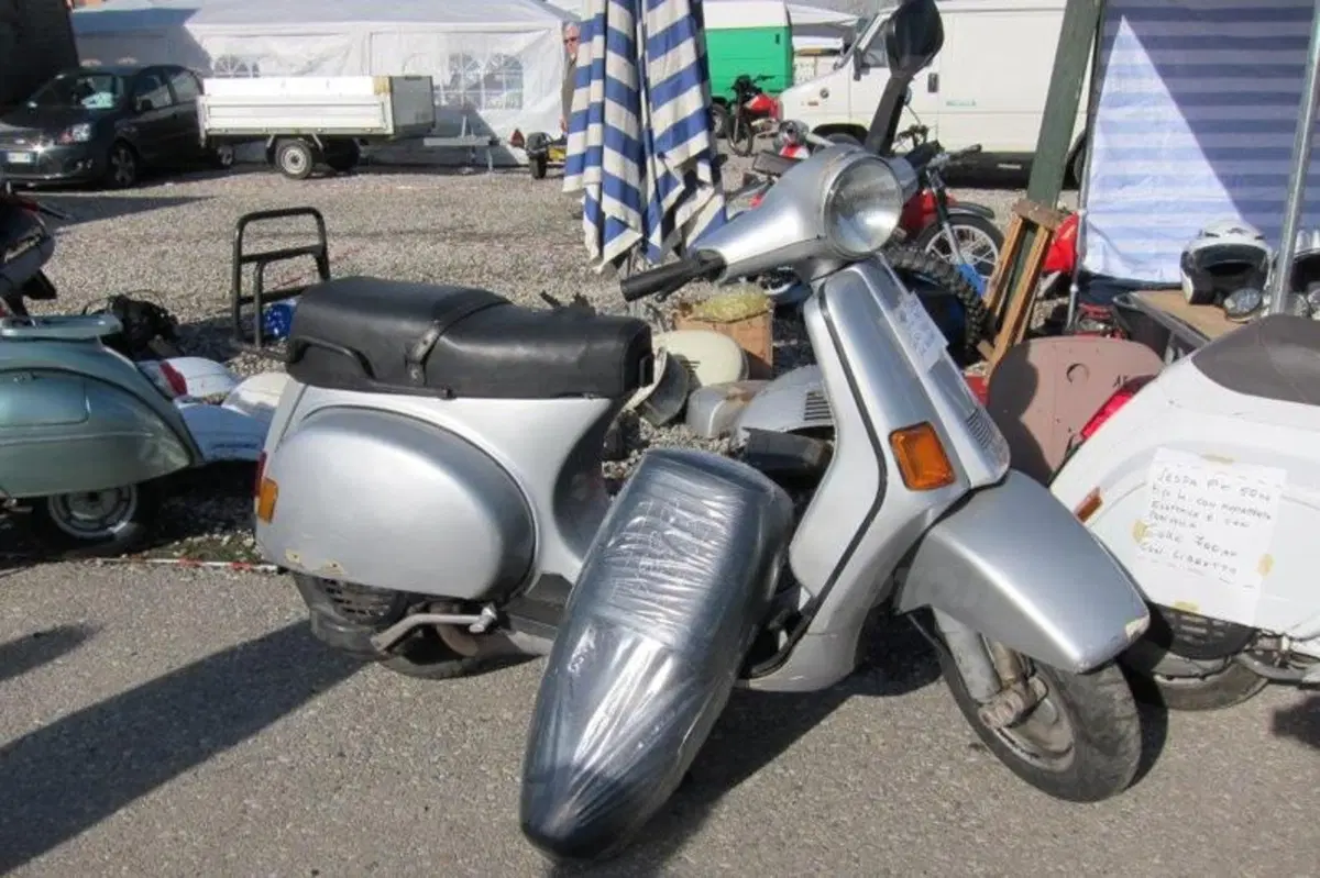Le foto della mostra scambio auto e moto di Novegro (13)