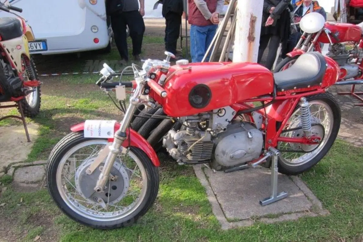 Le foto della mostra scambio auto e moto di Novegro (25)