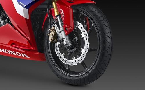 Honda CBR250RR SP. La piccola Fireblade da 41 cavalli (6)