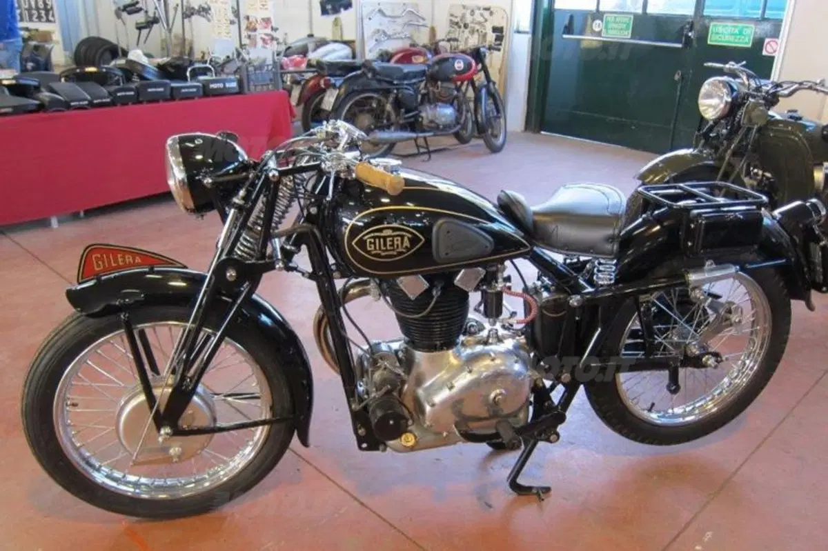 Le foto della mostra scambio auto e moto di Novegro (35)