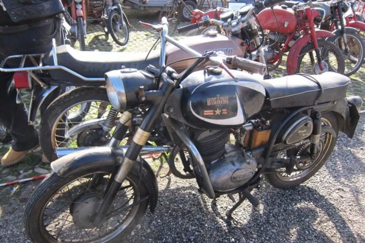 Le foto della mostra scambio auto e moto di Novegro (62)