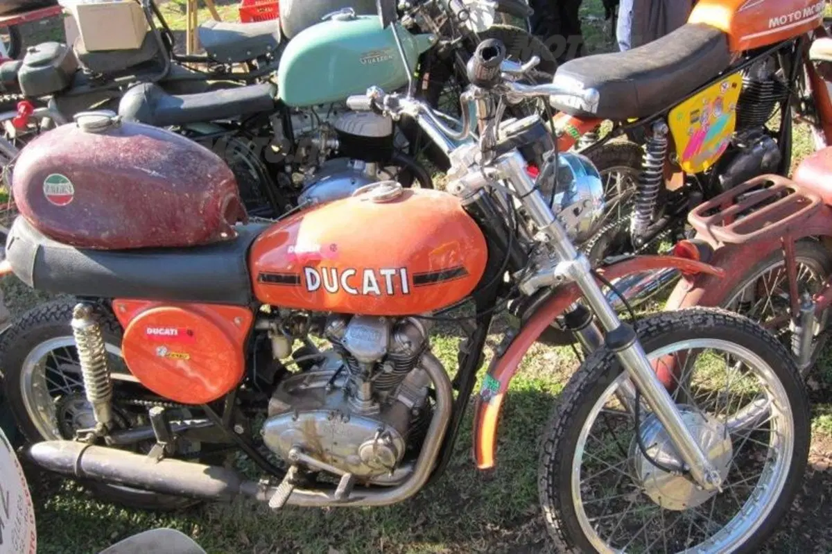 Le foto della mostra scambio auto e moto di Novegro (65)