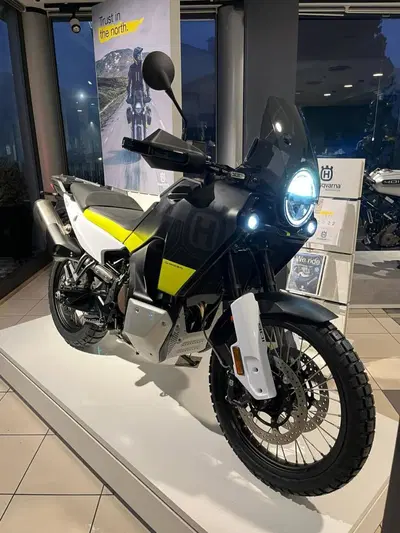Husqvarna Norden 901 (2022 - 26) nuova