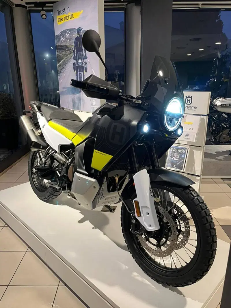 Husqvarna Norden 901 (2022 - 26)