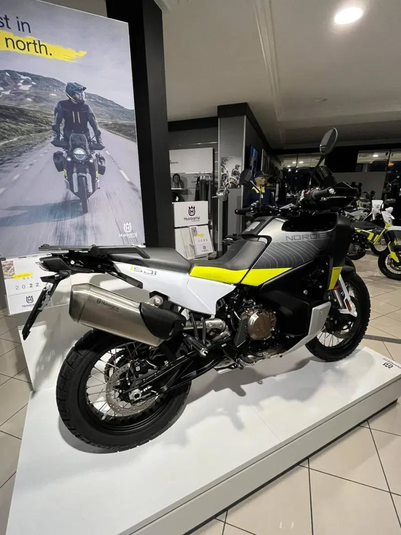 Husqvarna Norden 901 (2022 - 26) (5)
