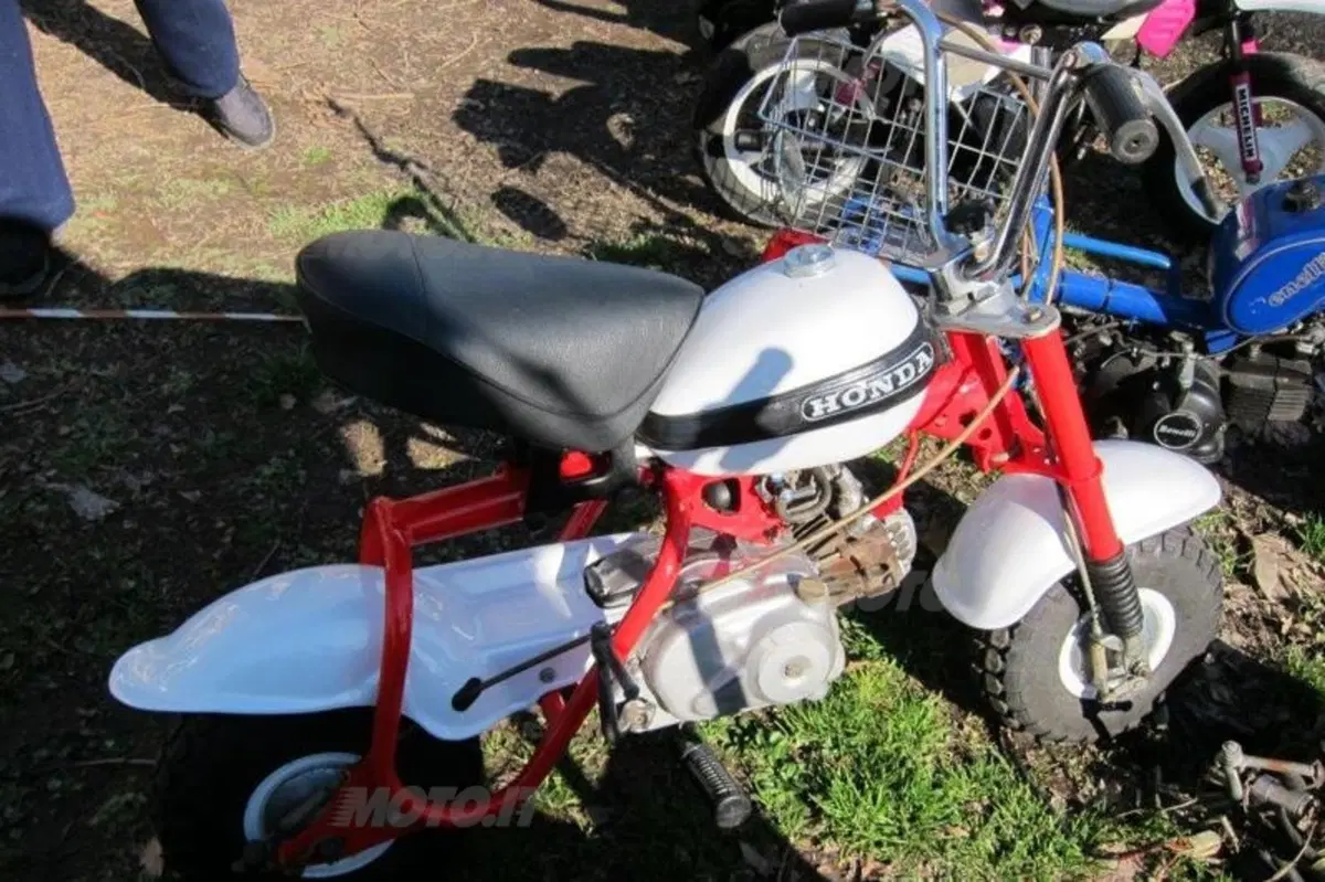 Le foto della mostra scambio auto e moto di Novegro (80)