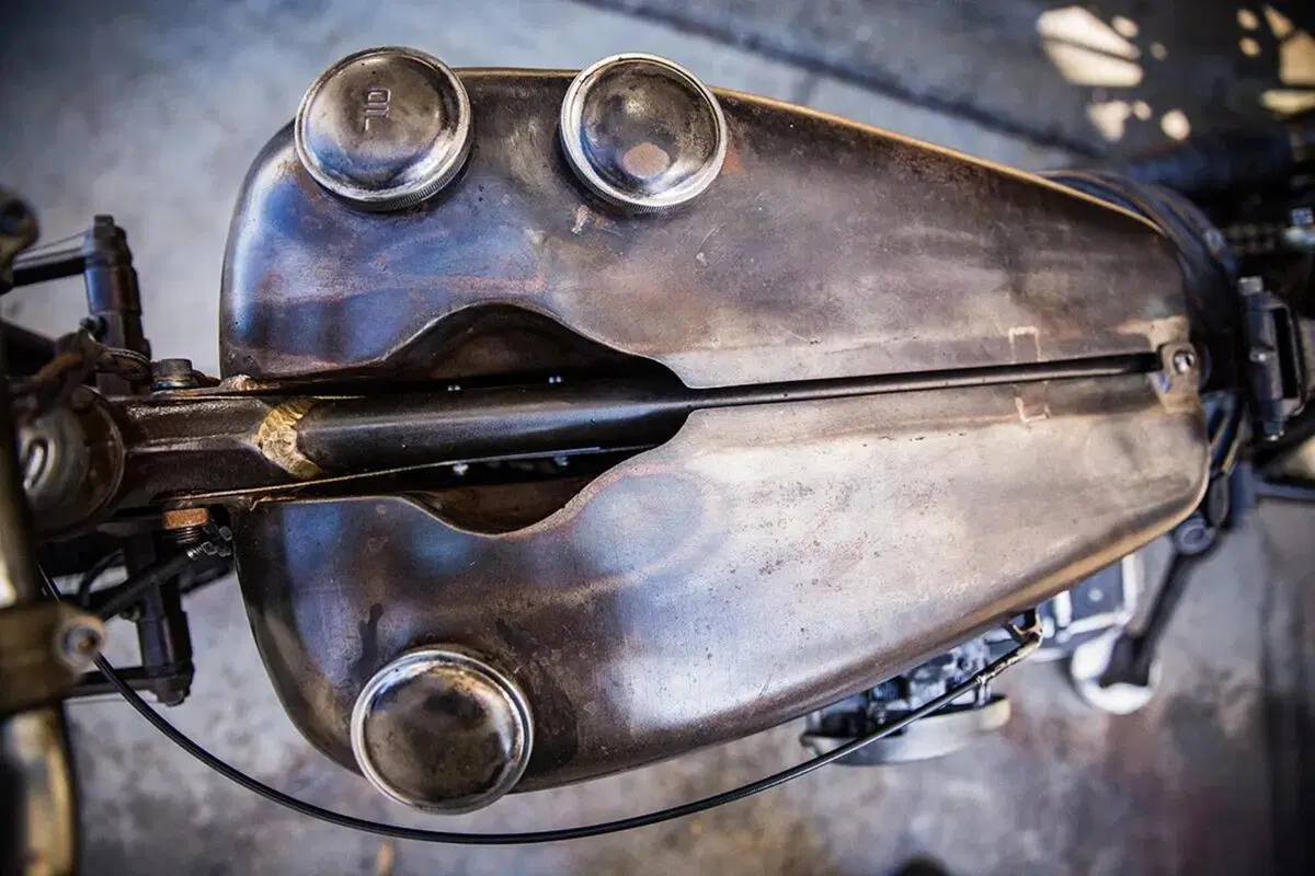 Roland Sands Indian Chief El Camino: una barn find del 2021 (3)
