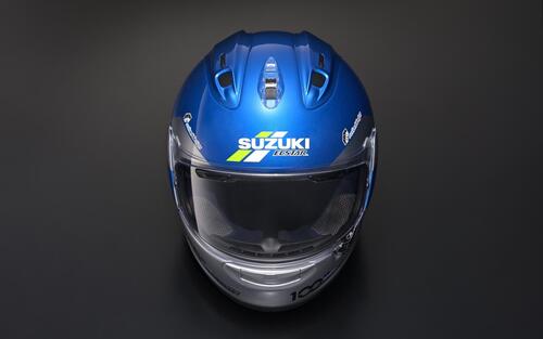 Suzuki, un Arai celebrativo per il 100° anniversario (3)