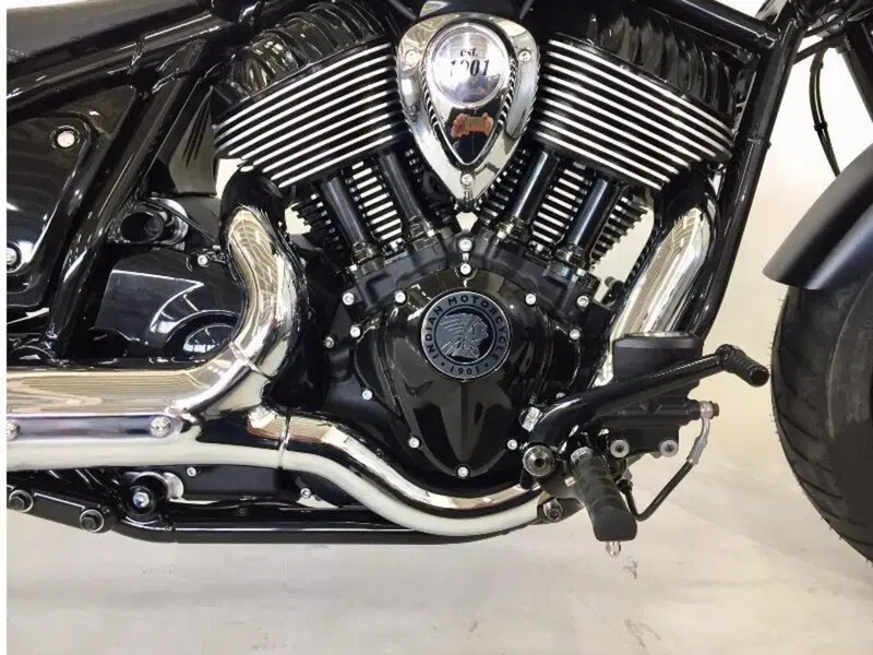 Indian Chief 1890 Bobber Dark Horse (2021 - 26) (3)