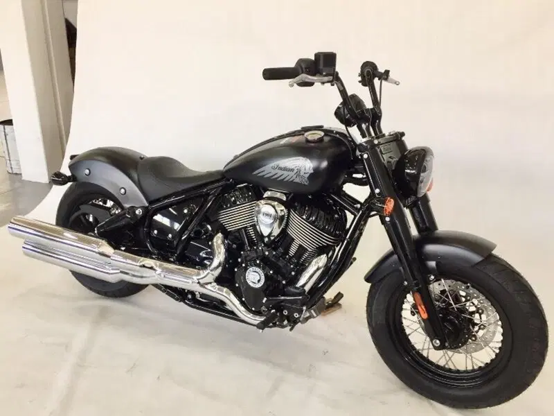Indian Chief 1890 Bobber Dark Horse (2021 - 26) (5)