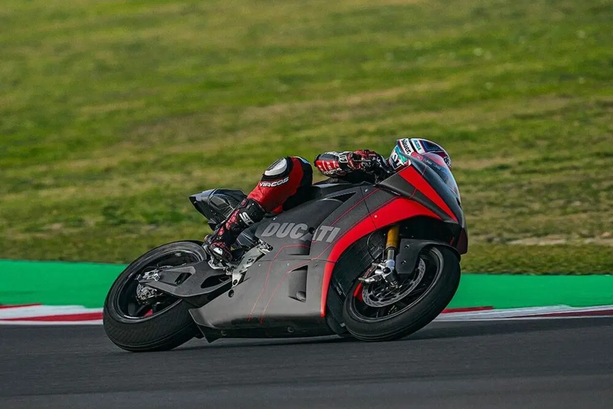 MotoGP, le prime immagini della Ducati MotoE 'V21L' (5)