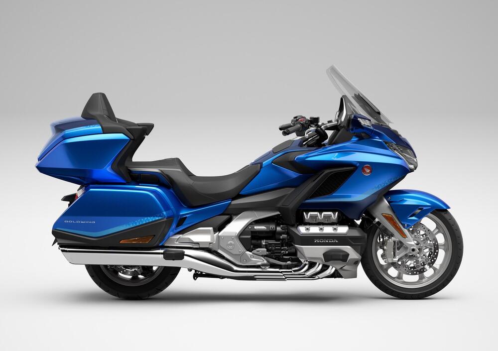 Honda GL 1800 Gold Wing Tour (2021 - 23) (4)