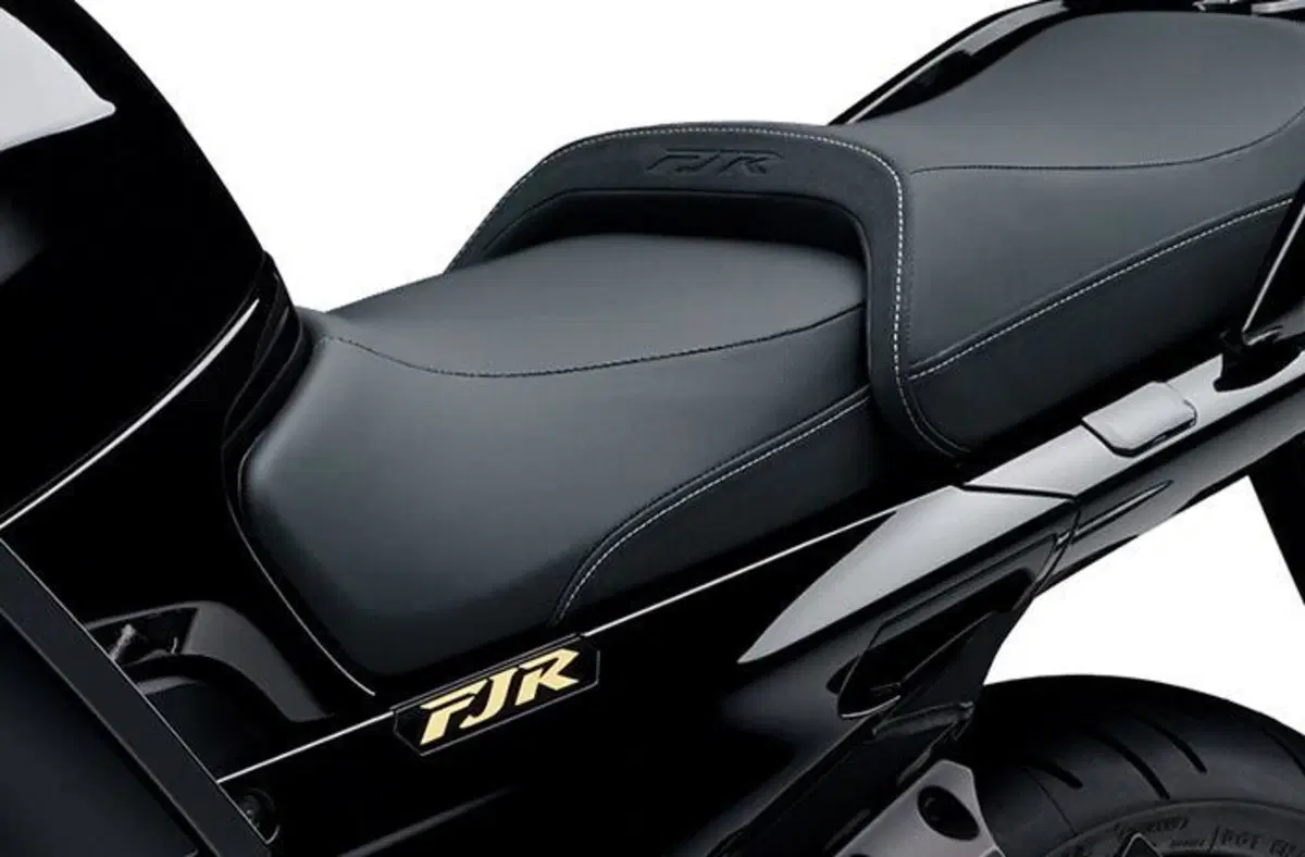 Yamaha FJR 1300 20th Anniversary Edition, l'ultima FJR (7)