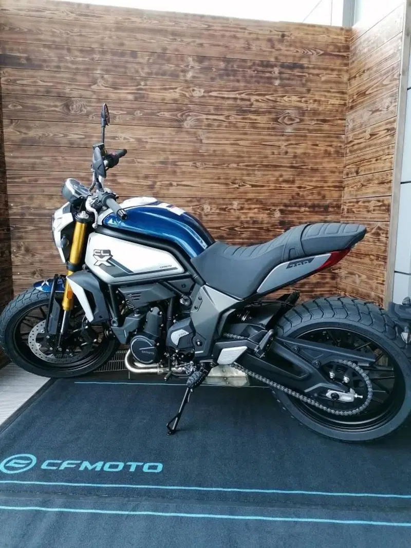CFMOTO 700CL-X Heritage (2021 - 26) (2)