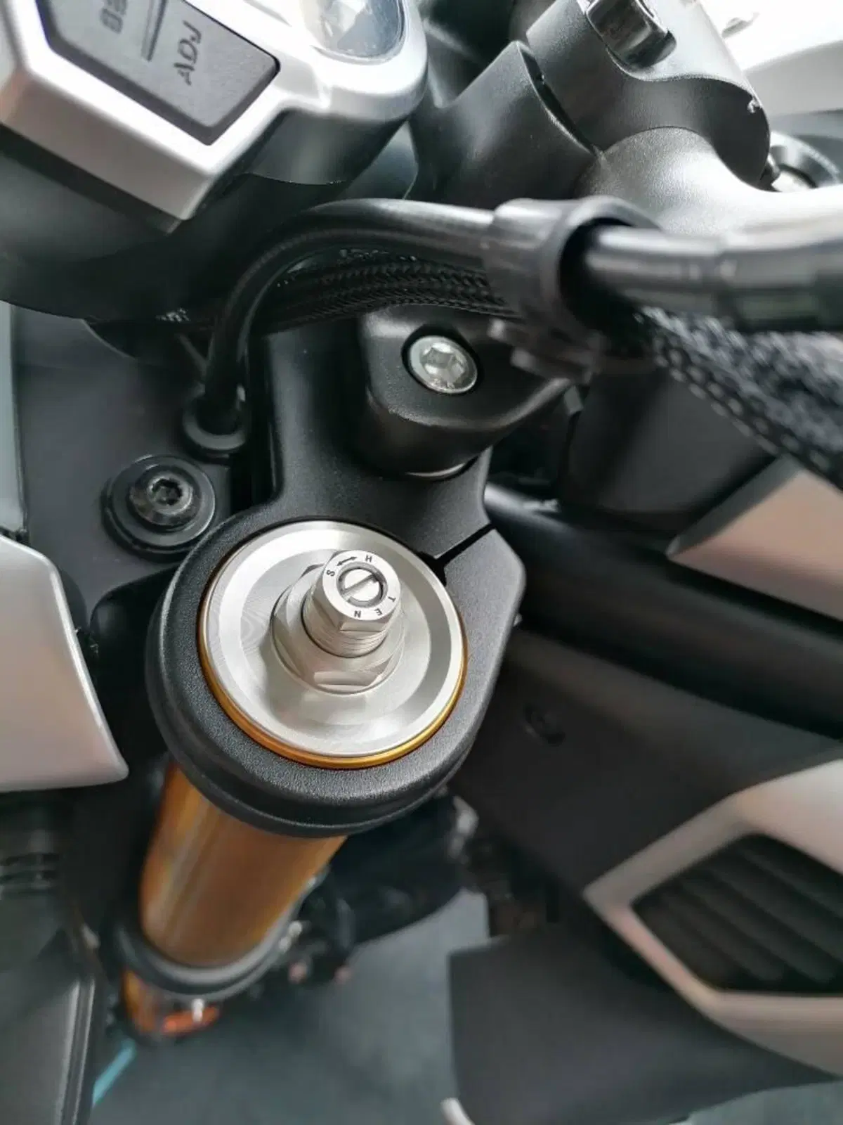 CFMOTO 700CL-X Heritage (2021 - 26) (9)