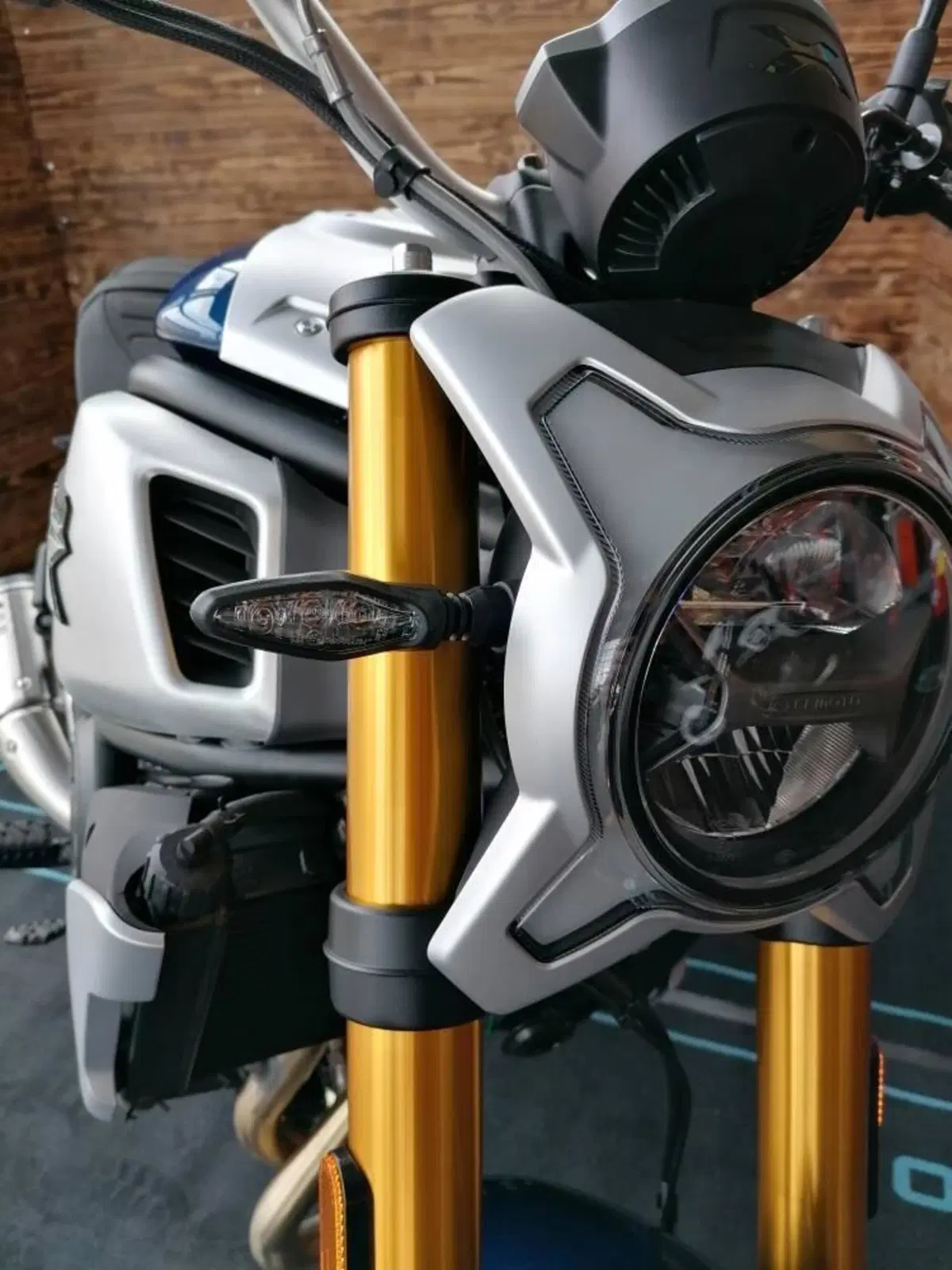 CFMOTO 700CL-X Heritage (2021 - 26) (10)