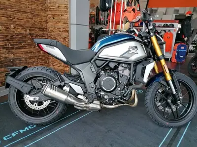 CFMOTO 700CL-X Heritage (2021 - 26) nuova
