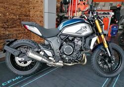 CFMOTO 700CL-X Heritage (2021 - 25) nuova