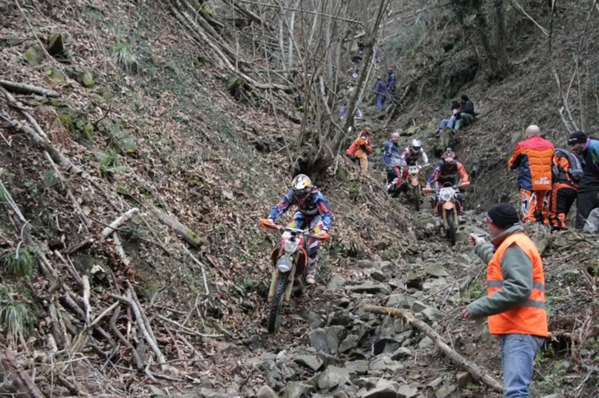 Hell's Gate. Le foto della gara, delle cadute e del pubblico! (58)
