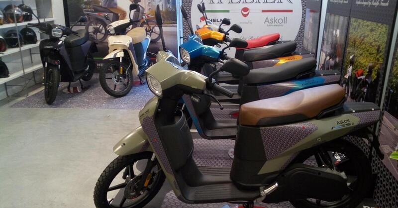 Scooter Askoll sartoriali all&#039;Helmo&nbsp;Milano Atelier