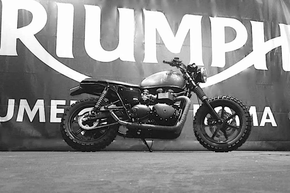 "Weekend Special " Triumph alla concessionaria Numerotre di Roma (3)
