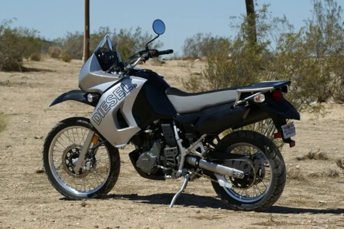 Hero RNT: la prima moto diesel (quasi) ibrida (3)
