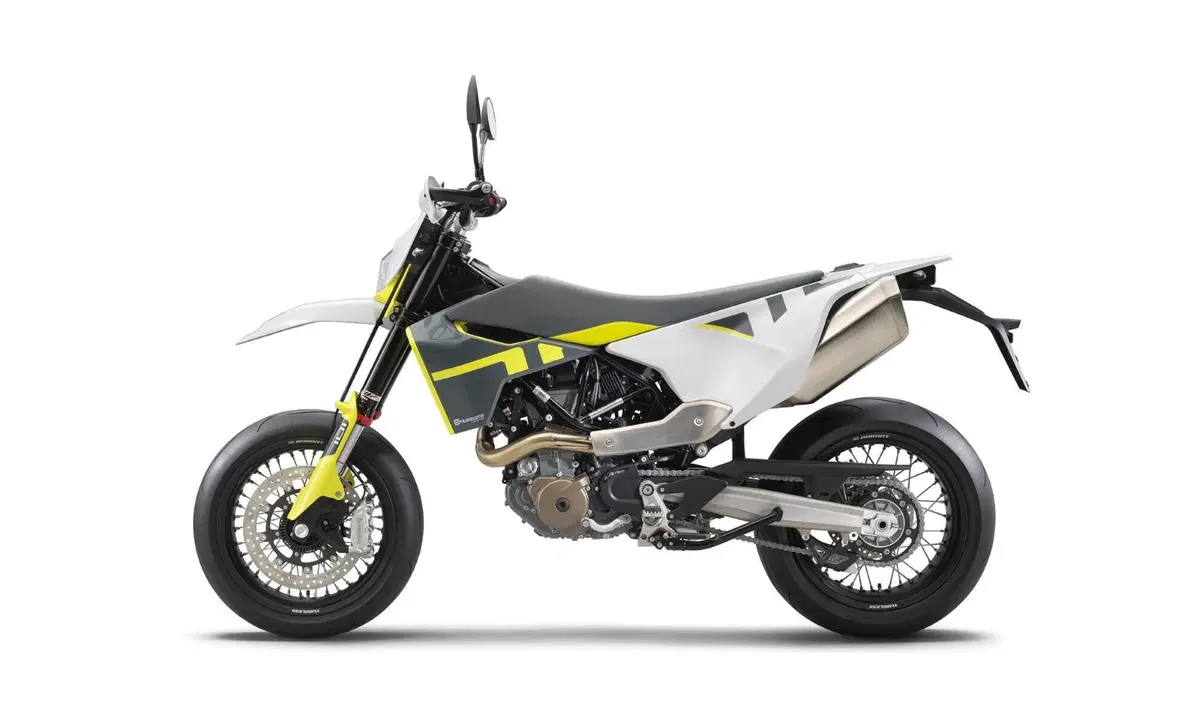 Husqvarna 701 Supermoto 701 Supermoto (2022) (2)