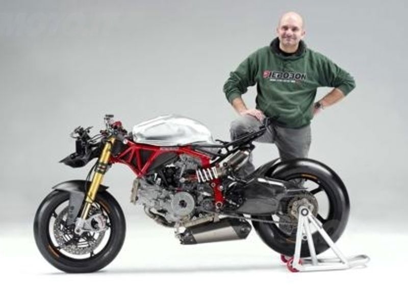 Pierobon, il traliccio per la Panigale