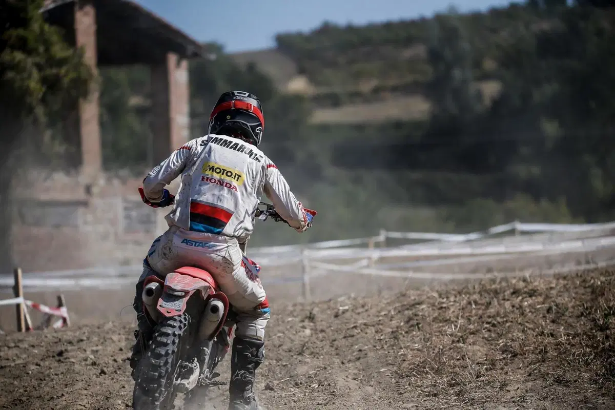 La mia vittoria alla ISDE 2021 (14)