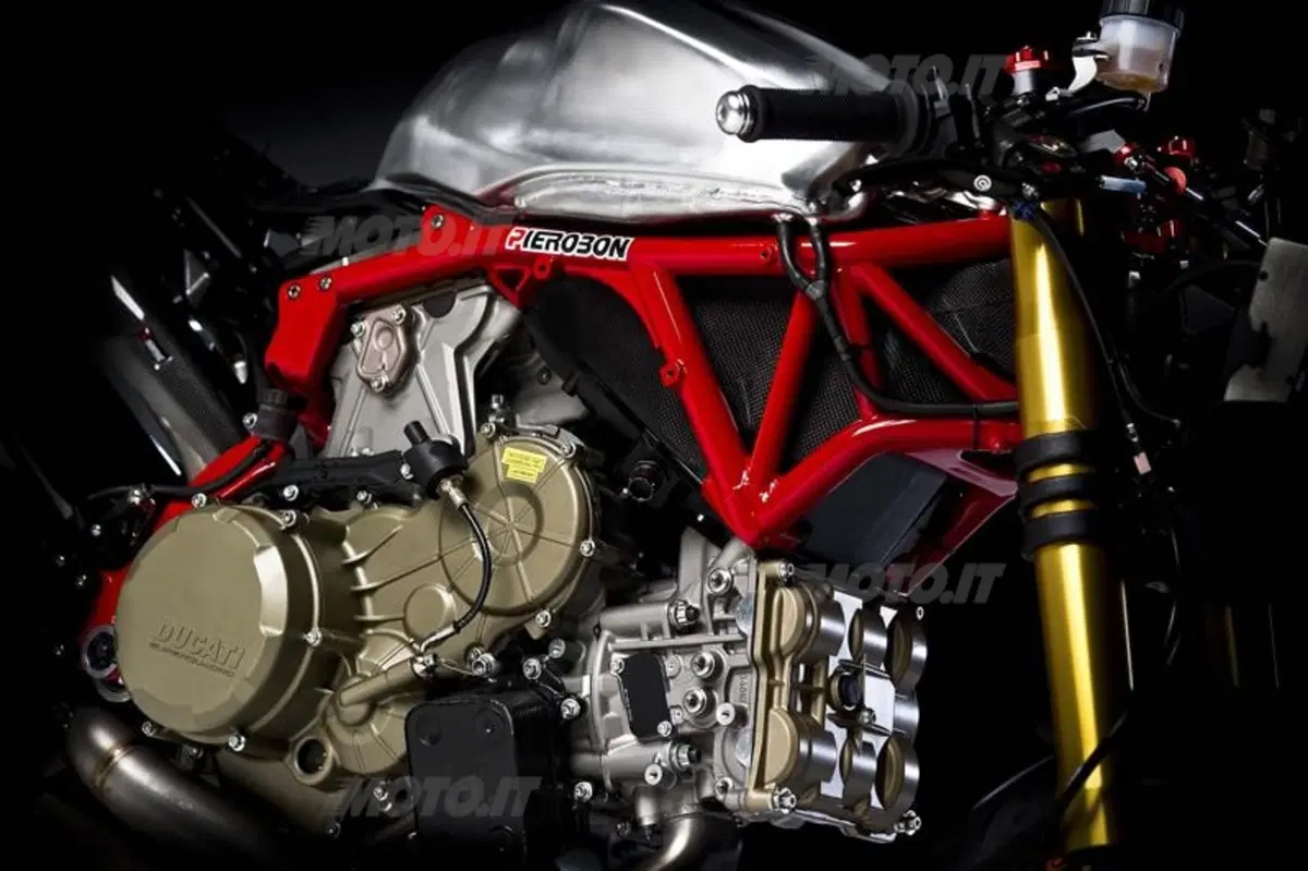 Pierobon, il traliccio per la Panigale (19)