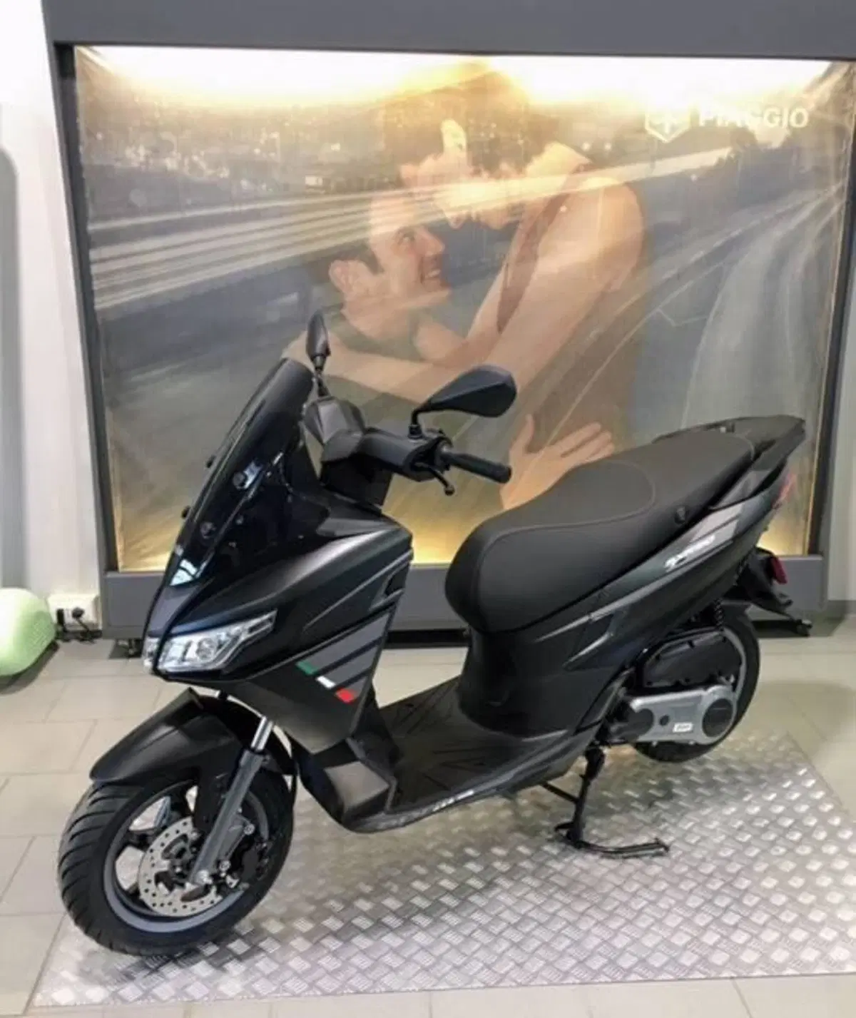 Aprilia SXR 50 (2021 - 26) (2)