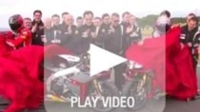 Aprilia bolide d'argento, a Phillip Island la nuova livrea