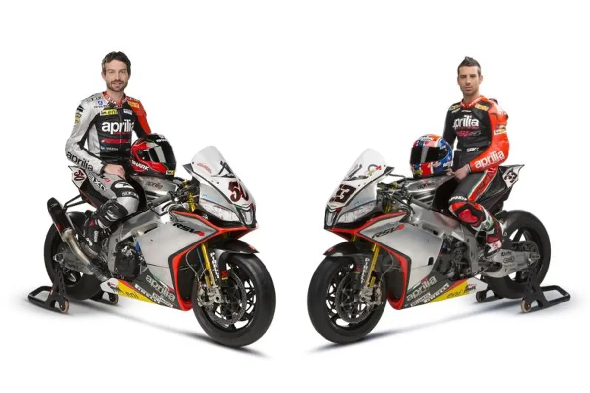 Aprilia bolide d'argento, a Phillip Island la nuova livrea (11)
