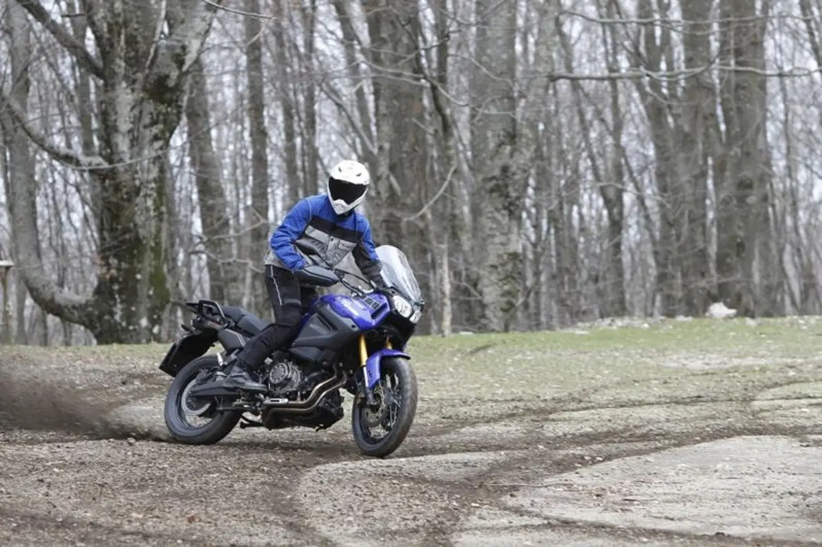 Yamaha Super Ténéré XT 1200ZE (6)