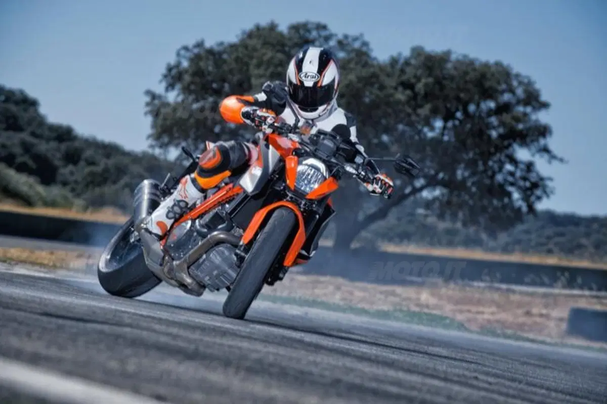 Track'N Test KTM 2014, il calendario per le prove in pista (3)
