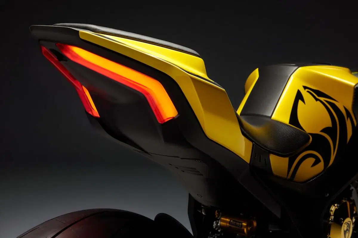 Damon Motorcycles: nuove foto per la HyperFighter Colossus