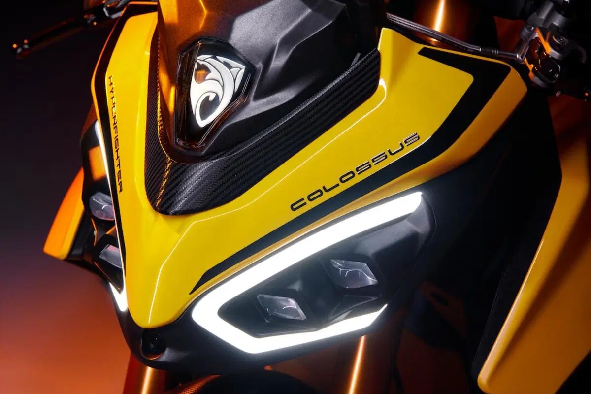 Damon Motorcycles: nuove foto per la HyperFighter Colossus (4)