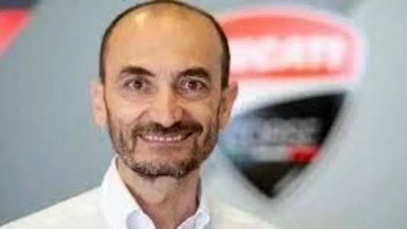 Ducati e Valentino Rossi. Claudio Domenicali: &ldquo;Con questa Desmosedici sarebbe andato forte. Test? Decide Dall'Igna"
