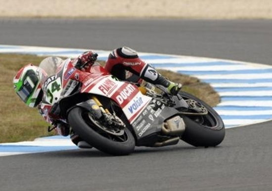 Giugliano segna il miglior tempo della 1ª giornata di test a Jerez