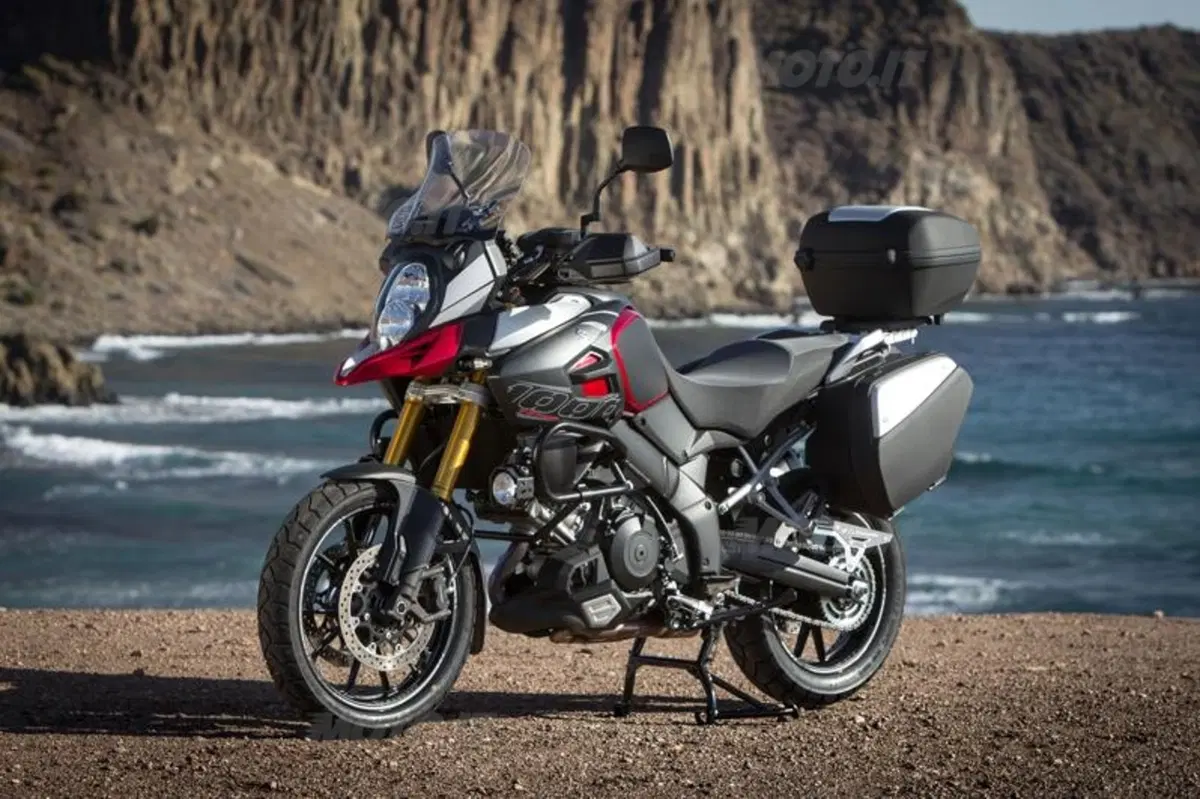 La Suzuki V-Strom 1000 (12)