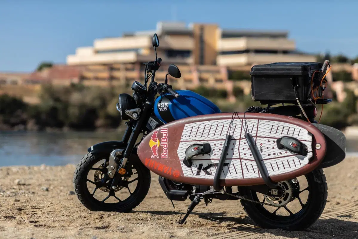 "Free Spirits": sei special per celebrare il carattere della Yamaha XSR 125