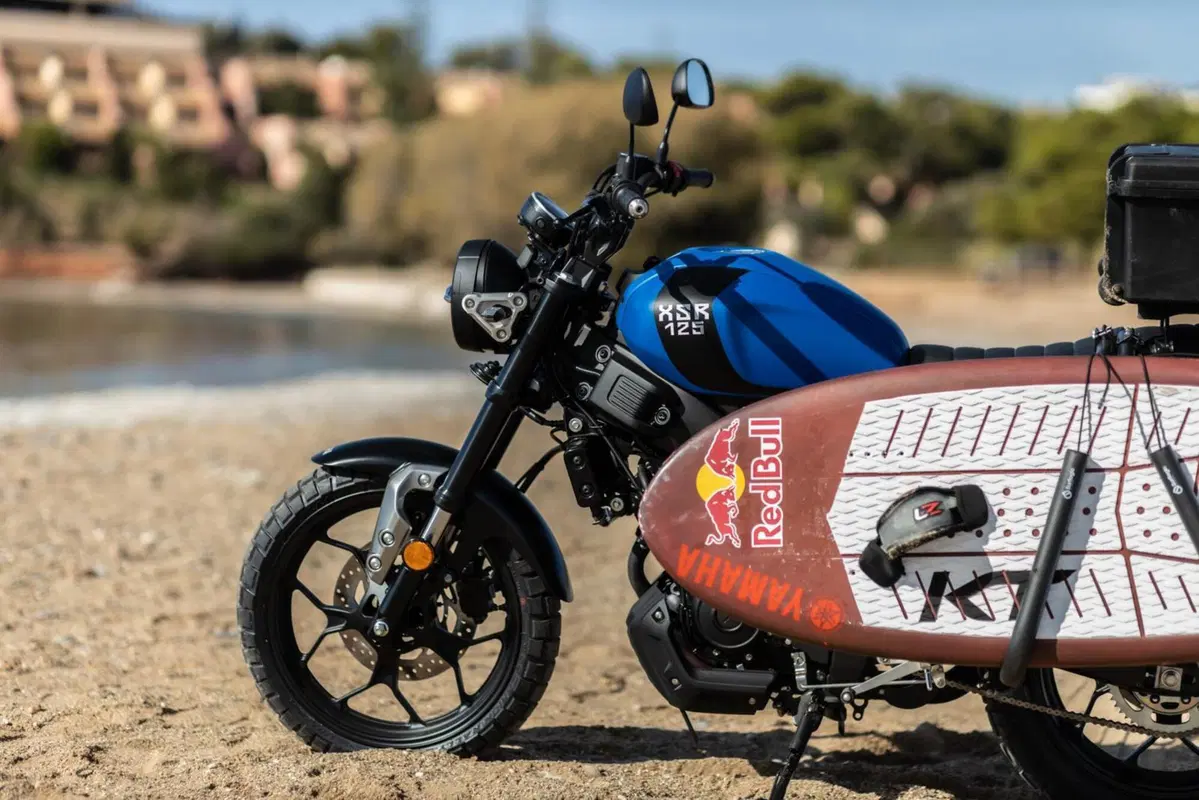 "Free Spirits": sei special per celebrare il carattere della Yamaha XSR 125 (3)