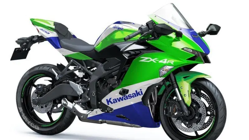 Kawasaki Ninja ZX-4R. Quattro cilindri crescono?