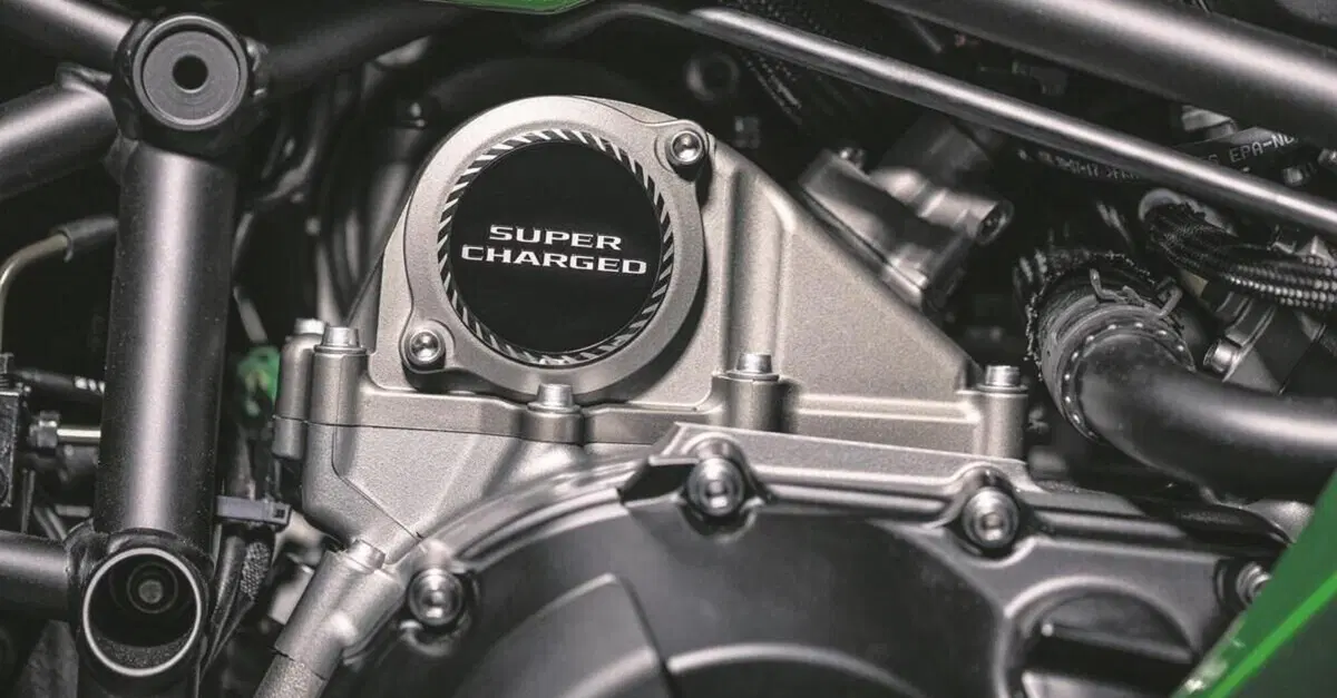 Kawasaki, liquefazione dell'idrogeno su larga scala