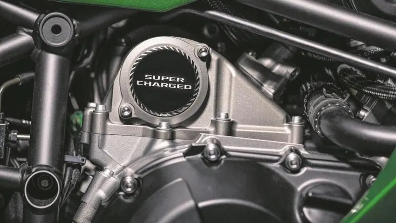 Kawasaki, liquefazione dell'idrogeno su larga scala