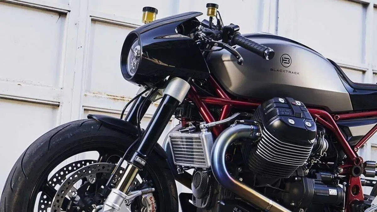 Blacktrack BT-05 Cento. La Moto Guzzi da oltre 120.000 euro (7)