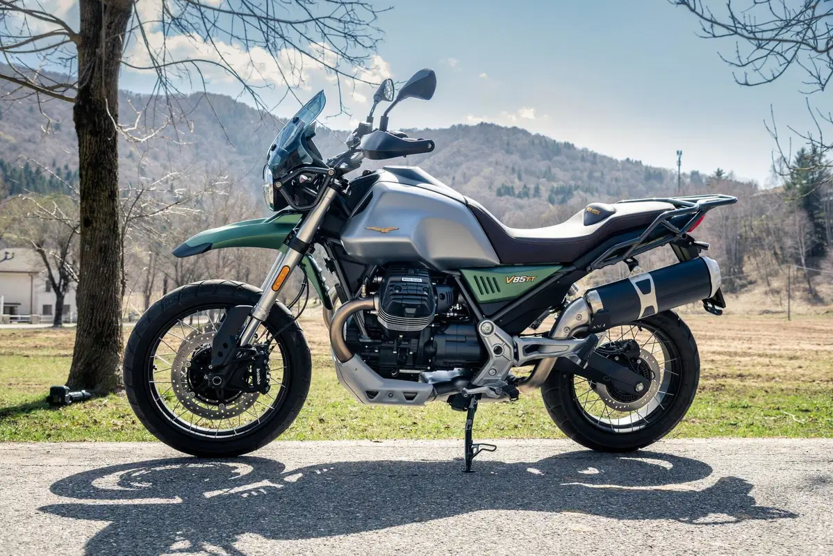 Zam on the road: ai GP d'Austria con la Moto Guzzi V85TT (2)