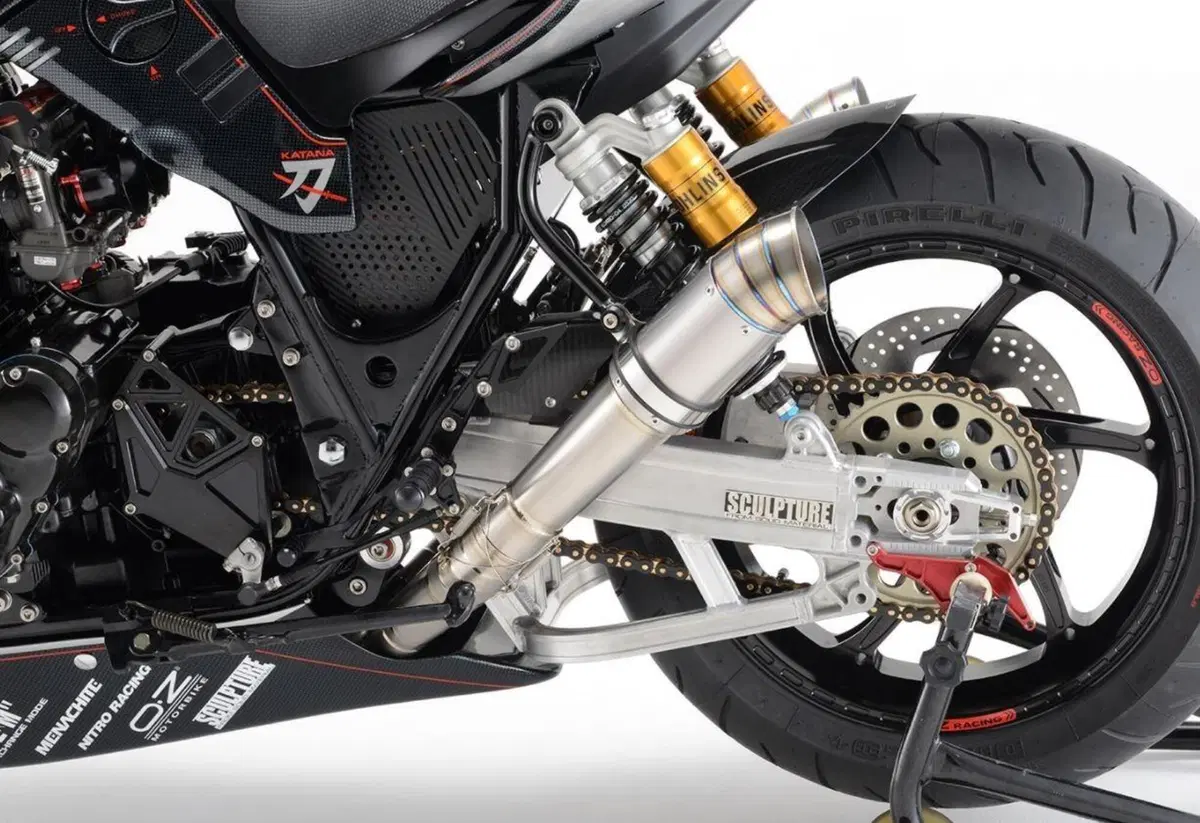 Suzuki Katana GSX1000S RCM-500. Rifatta da cima a fondo, e un po' R1 (14)