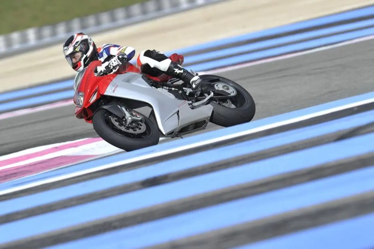 MV Agusta Brutale e F3 
